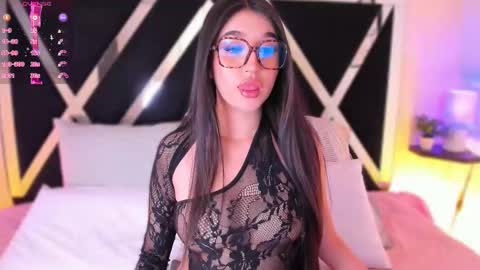 Snapshot of abbie_foxxx chatting on October 18, 8:57 pm abbie online show from October 18, 8:57 pm