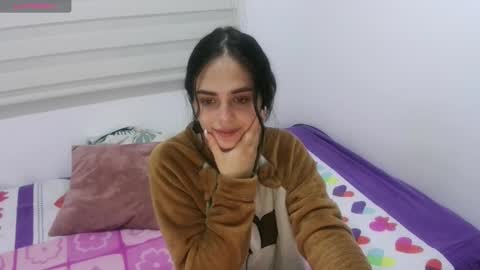 abby jense online show from October 18, 4:27 am