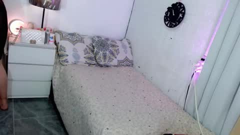 abby_luxpinay online show from February 19, 2:54 am