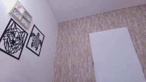 Abby online show from November 4, 7:04 pm