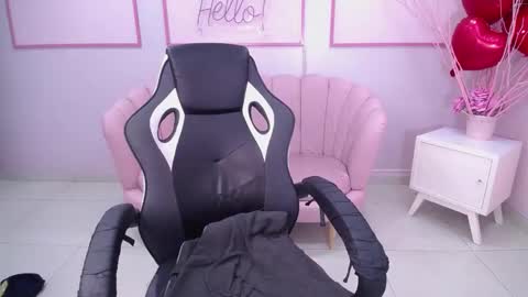 abbyrose_a online show from March 6, 7:03 am