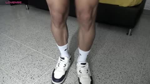 Independence model AbelAsburgo online show from January 30, 8:21 pm