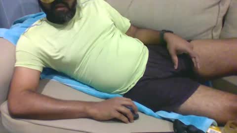 Naked Gentleman online show from December 2, 3:53 pm