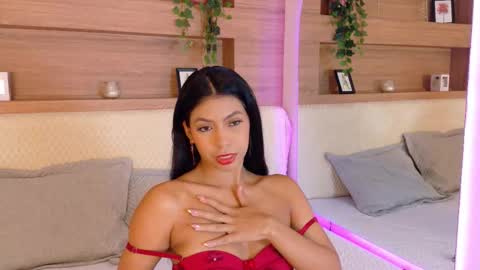 abiehils online show from February 6, 1:47 pm