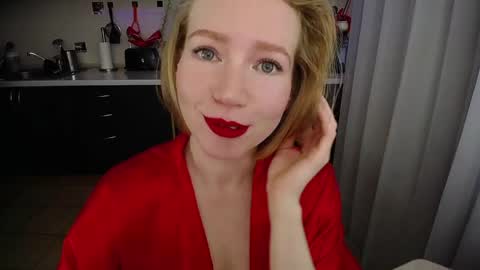 Abigail Mcgee online show from April 19, 4:02 am