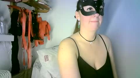 GoldenFish online show from February 17, 10:27 pm