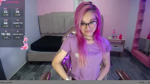 abril_ch_ online show from October 27, 10:37 am