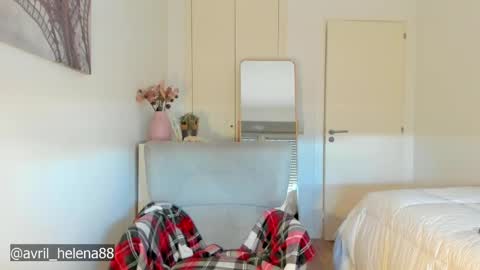 Helena online show from February 20, 2:13 pm