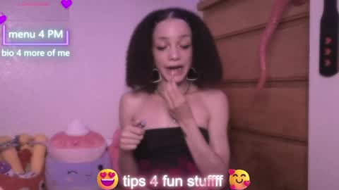 Peach online show from April 16, 2:55 am