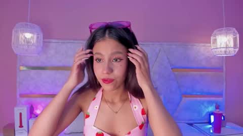 Snapshot of aby_lee_ chatting on October 4, 11:52 am Aby online show from October 4, 11:52 am