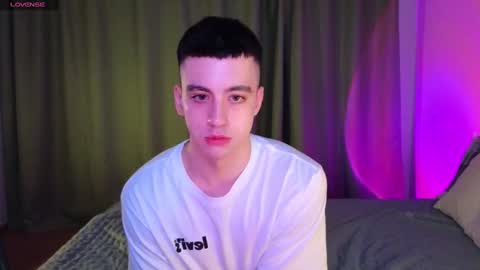 Hi Im Adam Glad to see u here 3 And its my first day online show from December 9, 9:37 pm