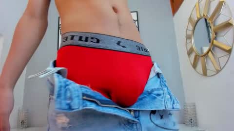 Adams Bobby online show from March 29, 11:23 am