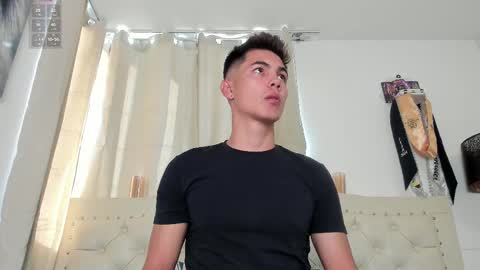 Snapshot of adams_ricci chatting on February 21, 9:22 pm Adams online show from February 21, 9:22 pm
