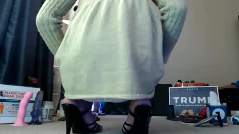 TaylorSexbot online show from January 17, 6:02 pm