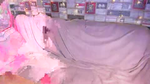 Victoria online show from January 11, 6:25 pm