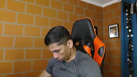 Snapshot of adan_sin1 chatting on March 1, 9:15 pm Adan Sin online show from March 1, 9:15 pm