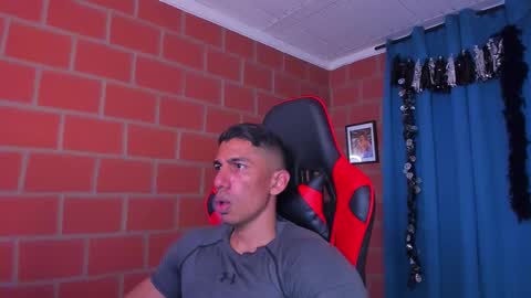 Snapshot of adan_sin1 chatting on March 8, 7:20 pm Adan Sin online show from March 8, 7:20 pm