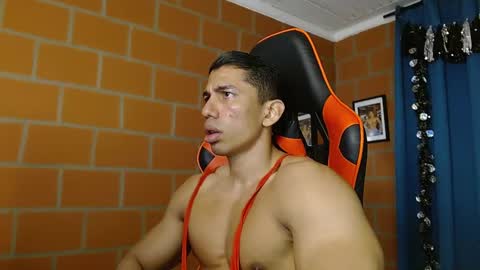 Snapshot of adan_sin1 chatting on February 12, 2:32 pm Adan Sin online show from February 12, 2:32 pm