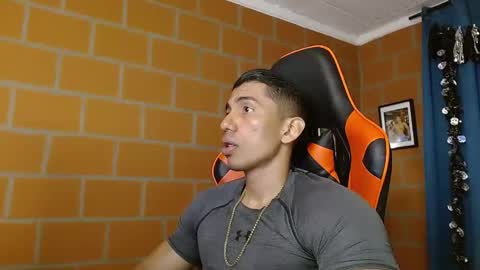 Snapshot of adan_sin1 chatting on February 22, 4:19 pm Adan Sin online show from February 22, 4:19 pm