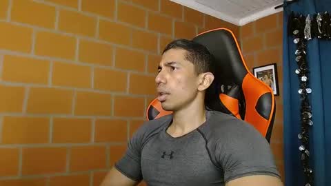 Snapshot of adan_sin1 chatting on March 3, 6:46 pm Adan Sin online show from March 3, 6:46 pm