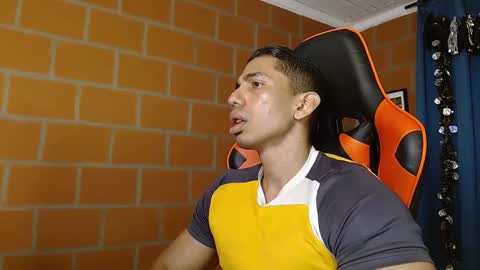 Snapshot of adan_sin1 chatting on February 27, 2:54 pm Adan Sin online show from February 27, 2:54 pm