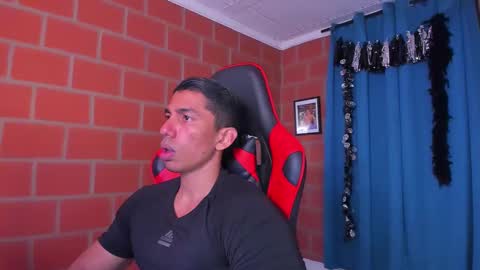 Snapshot of adan_sin1 chatting on March 7, 6:43 pm Adan Sin online show from March 7, 6:43 pm