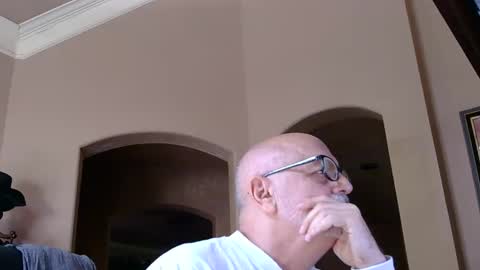 add_me_2 online show from May 4, 3:51 pm