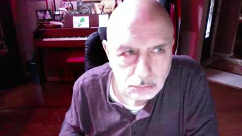 add_me_2 online show from December 17, 6:36 pm