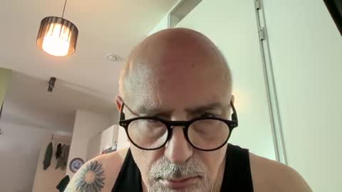 add_me_2 online show from August 6, 12:03 pm