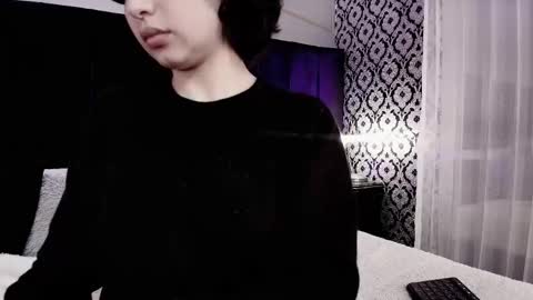 Ade  online show from October 30, 9:59 pm