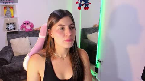 Snapshot of adela_parker chatting on October 3, 12:20 am Adela Parker  online show from October 3, 12:20 am