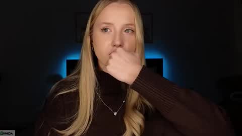 Adele online show from February 1, 9:12 pm