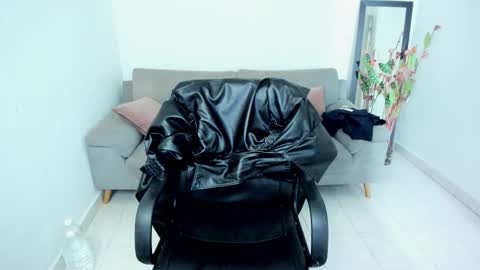 Carolina online show from October 2, 9:30 am