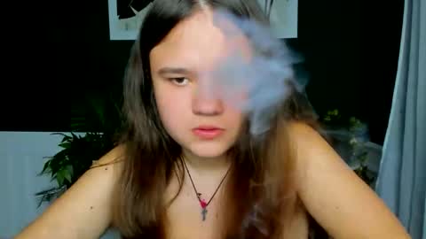 adelecruzz online show from May 7, 12:34 pm