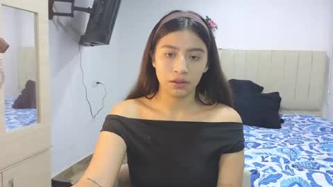 adellein foxx online show from July 16, 2:04 am