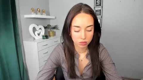 Adele online show from February 18, 6:57 am