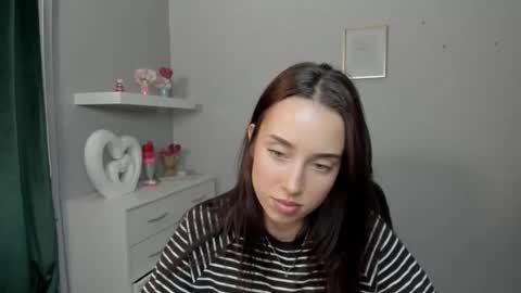 Adele online show from April 14, 12:52 pm