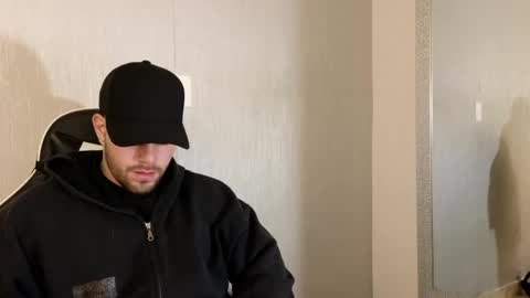 Ades online show from October 3, 11:51 am