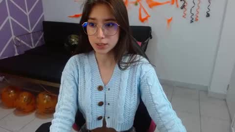 Adhara online show from October 28, 1:12 pm