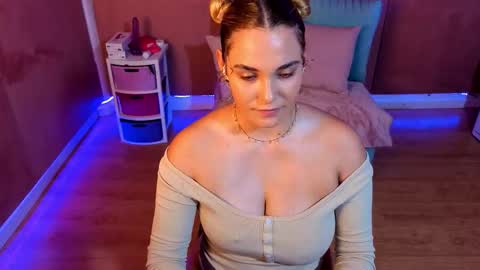 Adhara online show from March 4, 11:35 pm