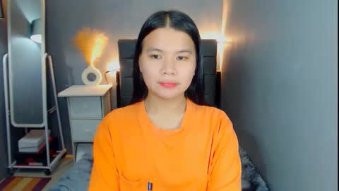 Freya online show from March 5, 2:20 am