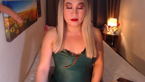 MsKim  online show from February 17, 11:44 am