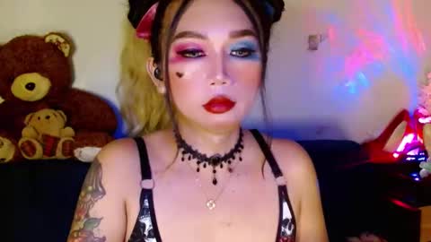 jasmine online show from March 8, 10:34 pm