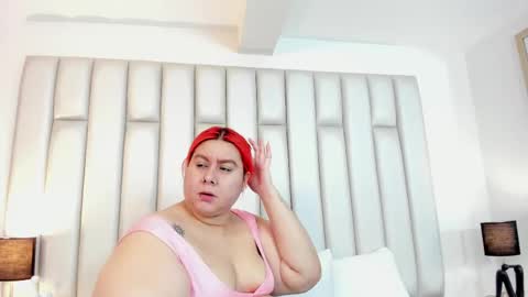 ANDREA PEREZ online show from September 26, 11:40 am