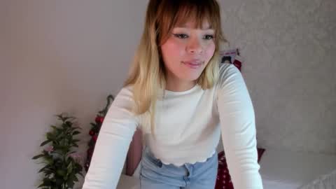 Adriana online show from December 18, 2:12 pm