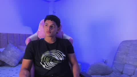 ADRIAN online show from May 7, 7:09 pm