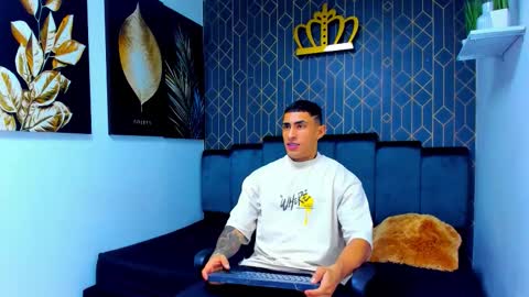   online show from November 6, 6:55 pm