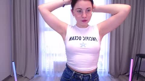 Adriana online show from November 25, 5:17 am