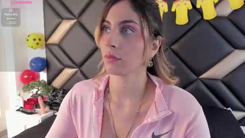 Adriana Harlow online show from June 27, 7:09 pm