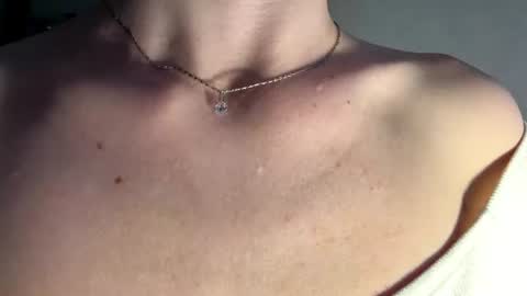 Caroline online show from July 13, 4:10 pm